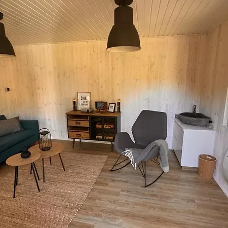 Familien-oase Mit Pool, Halfpipe & Badesee Hébergement de vacances