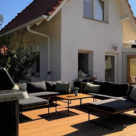 Familien-oase Mit Pool, Halfpipe & Badesee Hébergement de vacances