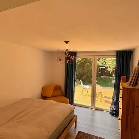 Familien-oase Mit Pool, Halfpipe & Badesee Hébergement de vacances Kemberg